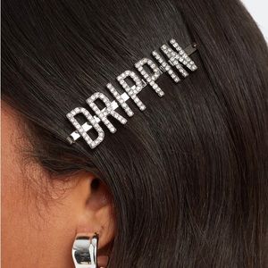 /Kit.sch/ X Justine Marian Drippin Silver Rhinestone Bobby Pin Retail $29.00